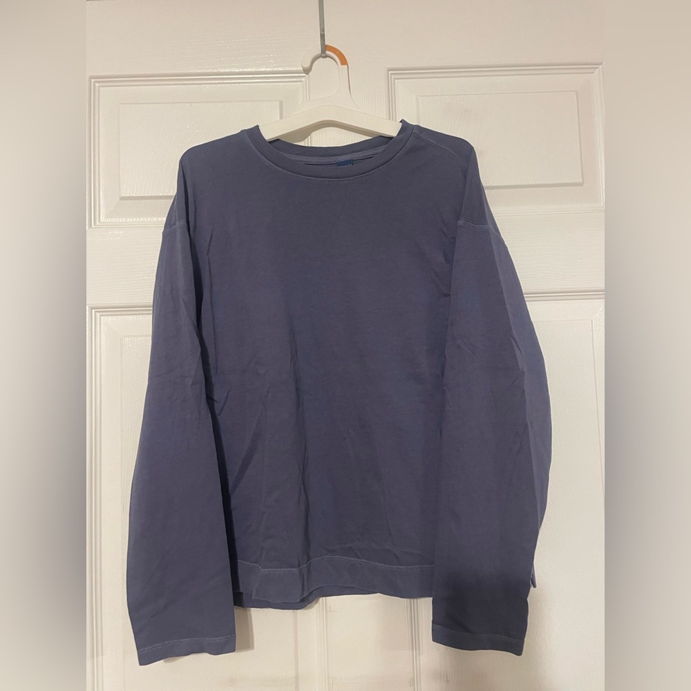Never Worn Vintage Long Sleeve Tee